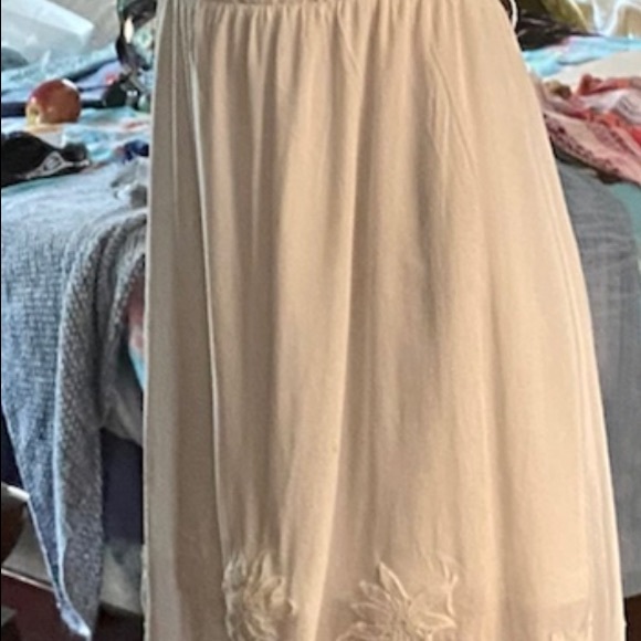 Vintage White Lace Bodice A-Symmetrical Hemmed Sundress / Wedding Dress - Picture 9 of 13